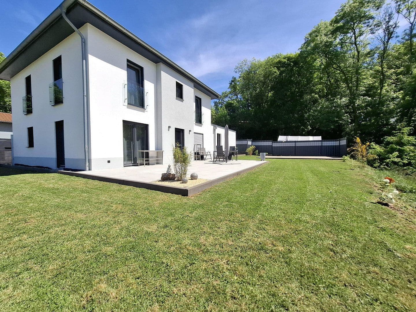Prodej domu 145 m², pozemek 1.400 m², Nonnweiler, Země Sársko Prodej domu 145 m², pozemek 1.400 m², Nonnweiler, Země Sársko