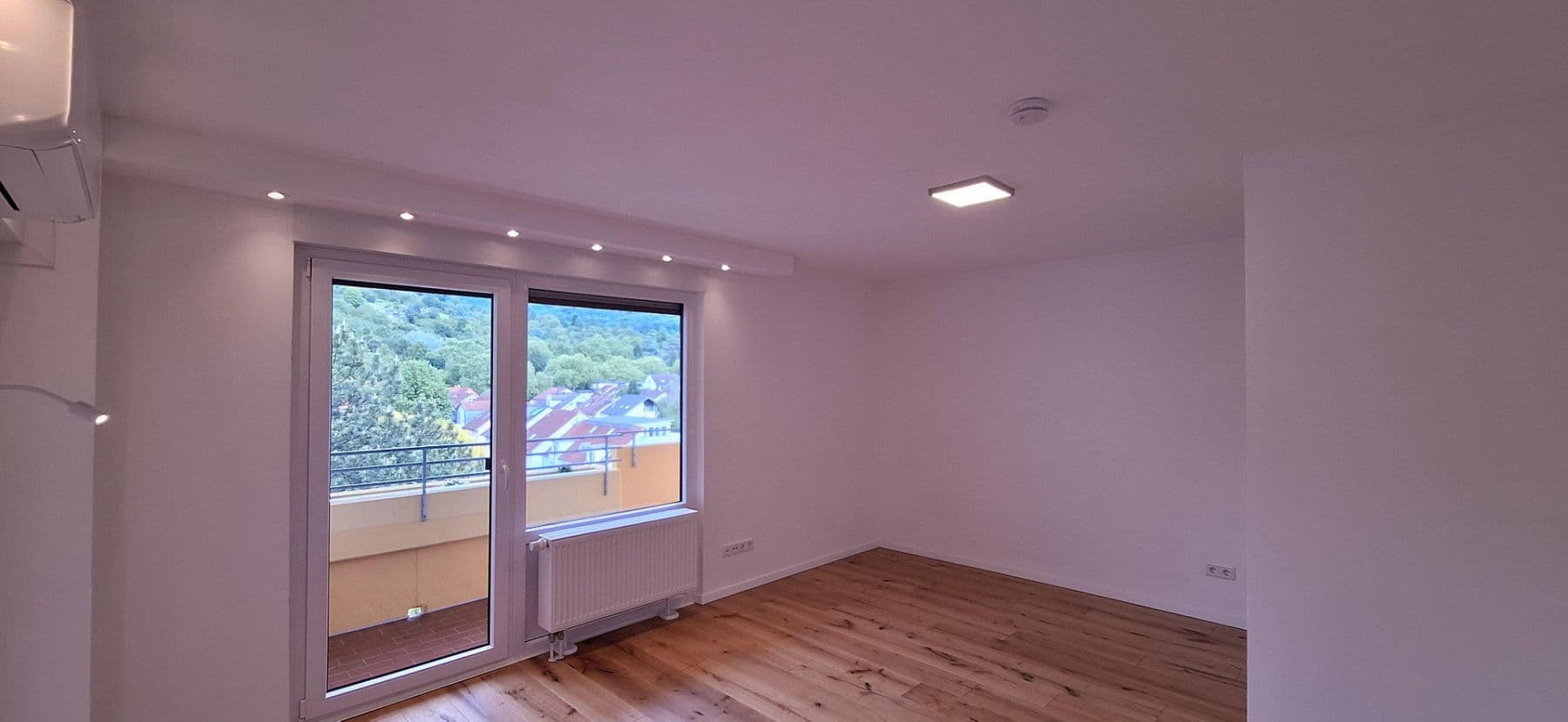 Prodej bytu 4+1 107 m², Heidelberg, Bádensko-Württembersko Prodej bytu 4+1 107 m², Heidelberg, Bádensko-Württembersko