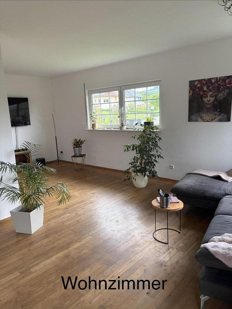 Prodej domu 170 m², pozemek 1.599 m², Wied, Porýní-Falc Prodej domu 170 m², pozemek 1.599 m², Wied, Porýní-Falc