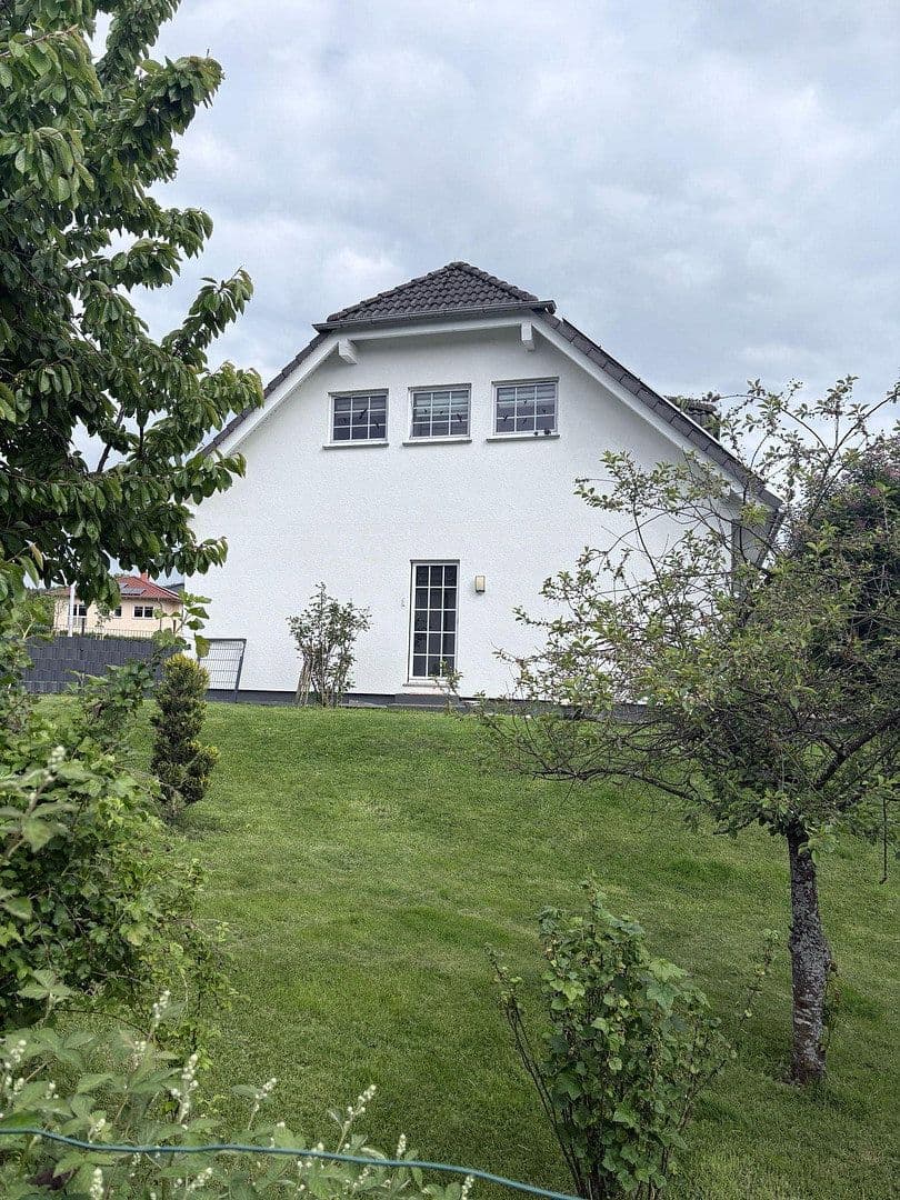 Prodej domu 170 m², pozemek 1.599 m², Wied, Porýní-Falc Prodej domu 170 m², pozemek 1.599 m², Wied, Porýní-Falc