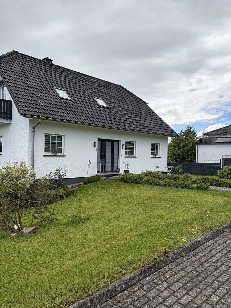 Prodej domu 170 m², pozemek 1.599 m², Wied, Porýní-Falc Prodej domu 170 m², pozemek 1.599 m², Wied, Porýní-Falc