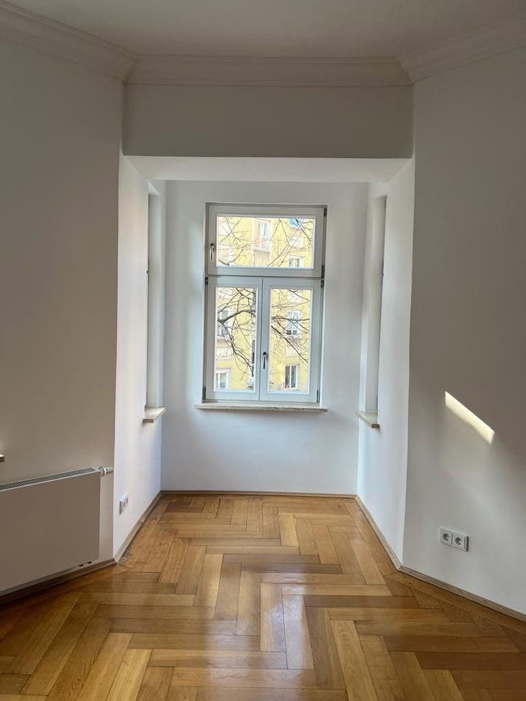 Pronájem bytu 3+1 85 m², Steinstraße 39, München, Bavorsko Pronájem bytu 3+1 85 m², Steinstraße 39, München, Bavorsko