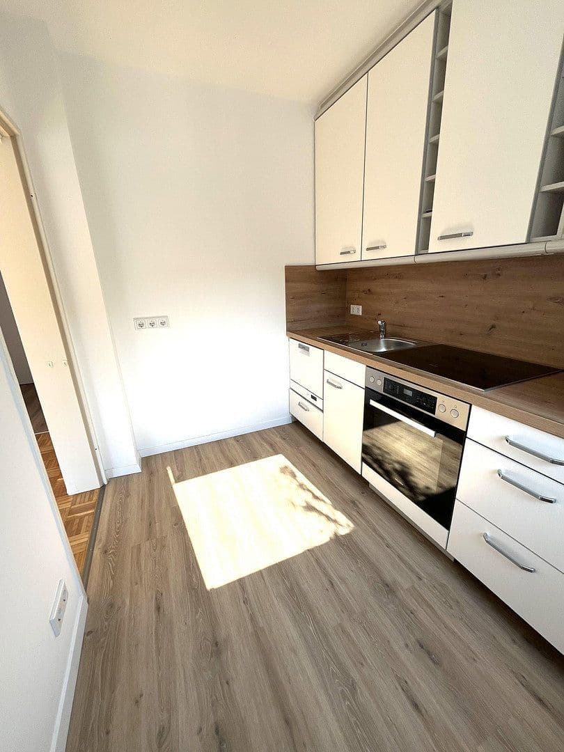 Pronájem bytu 2+1 43 m², Bielefeld, Severní Porýní-Vestfálsko Pronájem bytu 2+1 43 m², Bielefeld, Severní Porýní-Vestfálsko