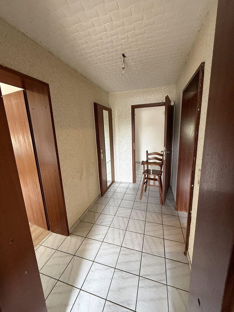 Prodej domu 250 m², pozemek 615 m², Rosenstraße 2, Schefflenz, Bádensko-Württembersko Prodej domu 250 m², pozemek 615 m², Rosenstraße 2, Schefflenz, Bádensko-Württembersko