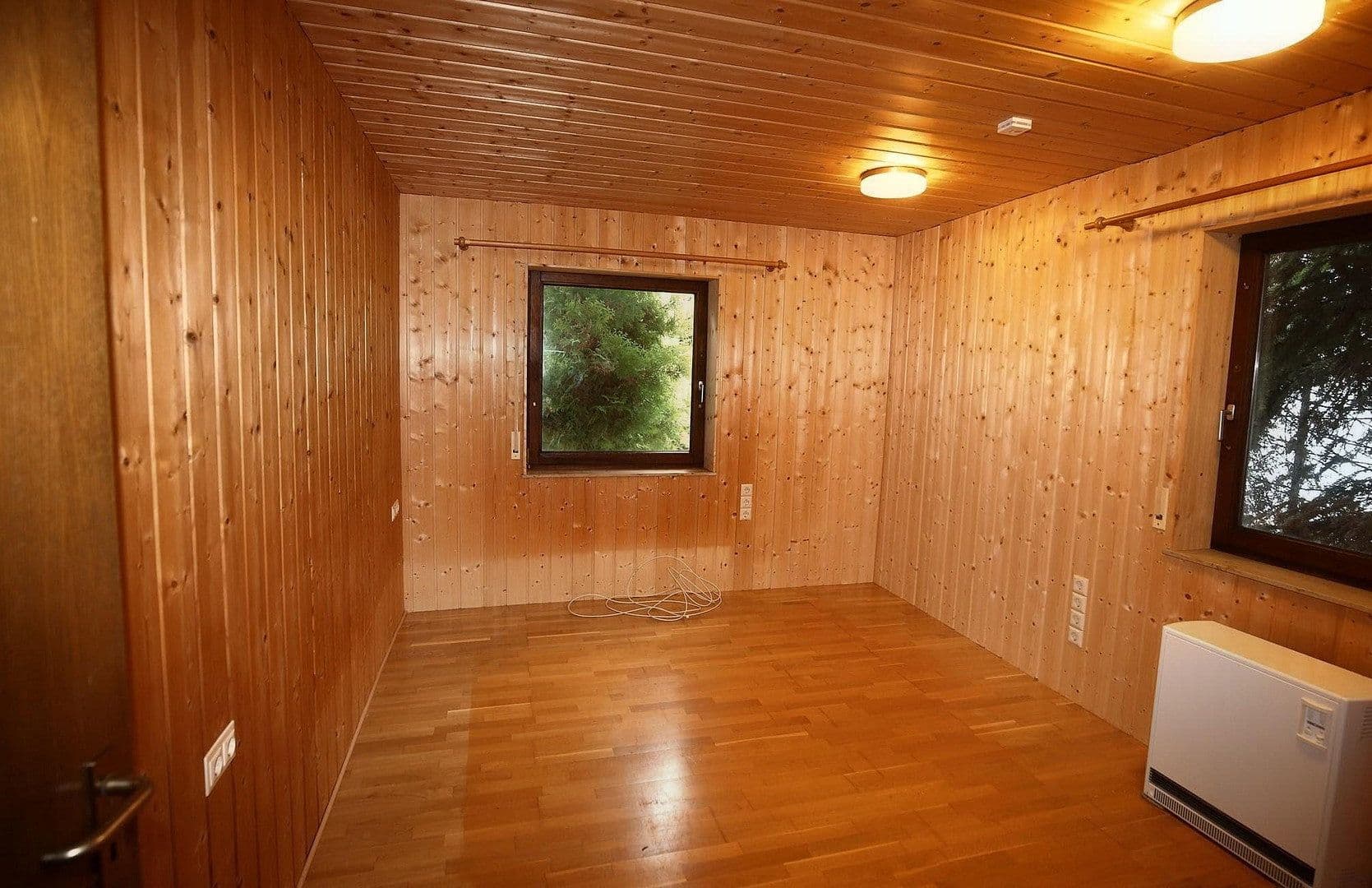 Prodej domu 235 m², pozemek 577 m², Reutlingen, Bádensko-Württembersko Prodej domu 235 m², pozemek 577 m², Reutlingen, Bádensko-Württembersko