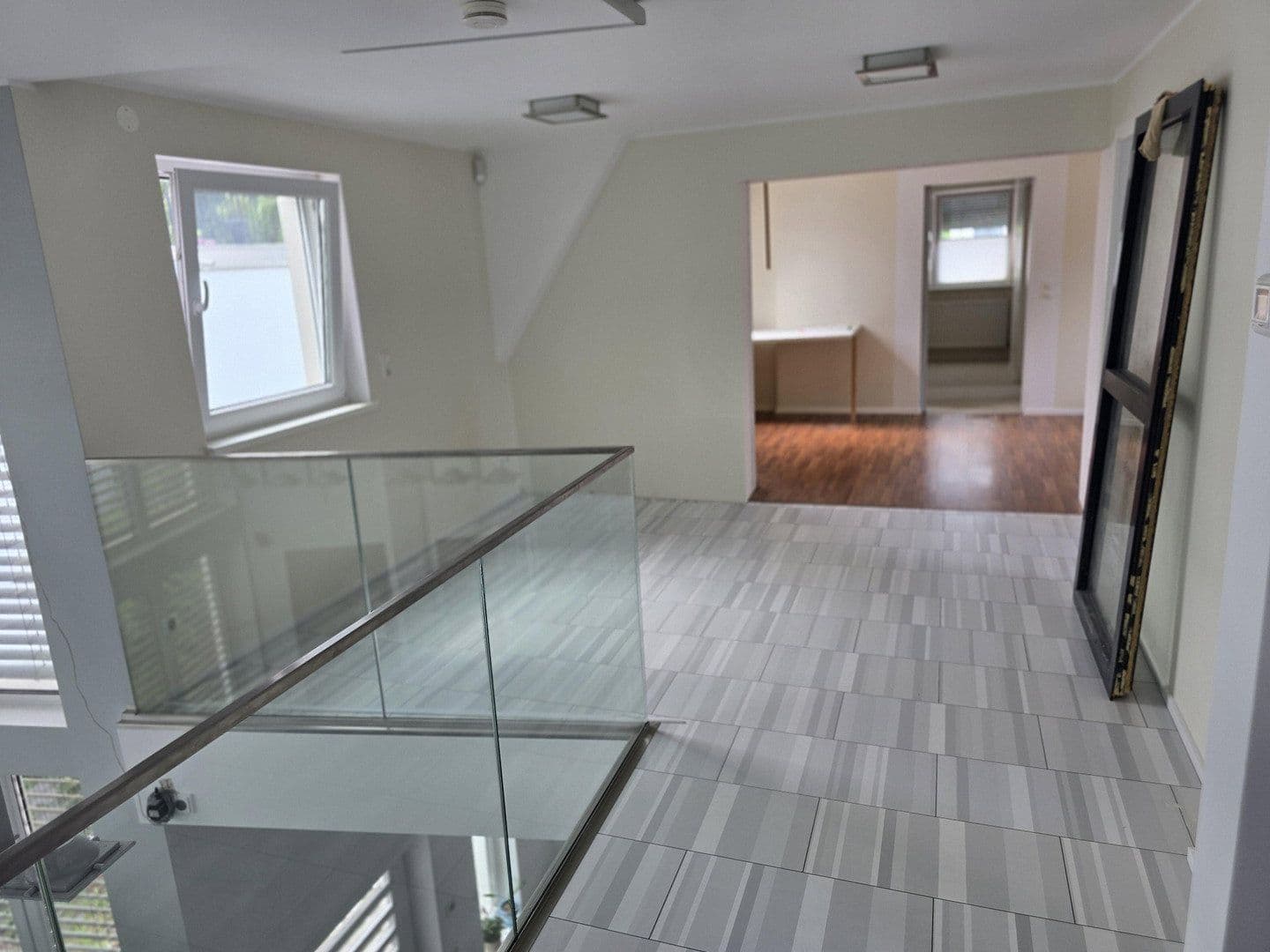 Prodej domu 250 m², pozemek 1.096 m², Berner Straße 52, Hamburg, Hamburg Prodej domu 250 m², pozemek 1.096 m², Berner Straße 52, Hamburg, Hamburg