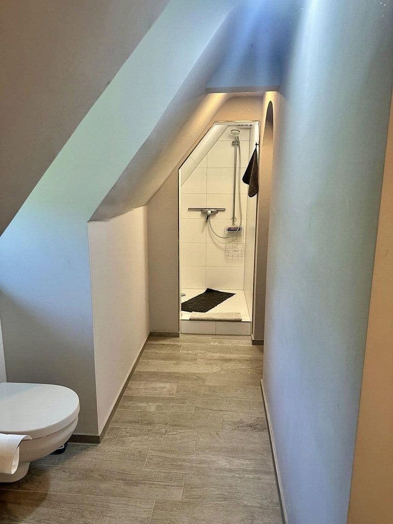 Prodej domu 169 m², pozemek 4.300 m², Vohrbek 2, Giekau, Šlesvicko-Holštýnsko Prodej domu 169 m², pozemek 4.300 m², Vohrbek 2, Giekau, Šlesvicko-Holštýnsko