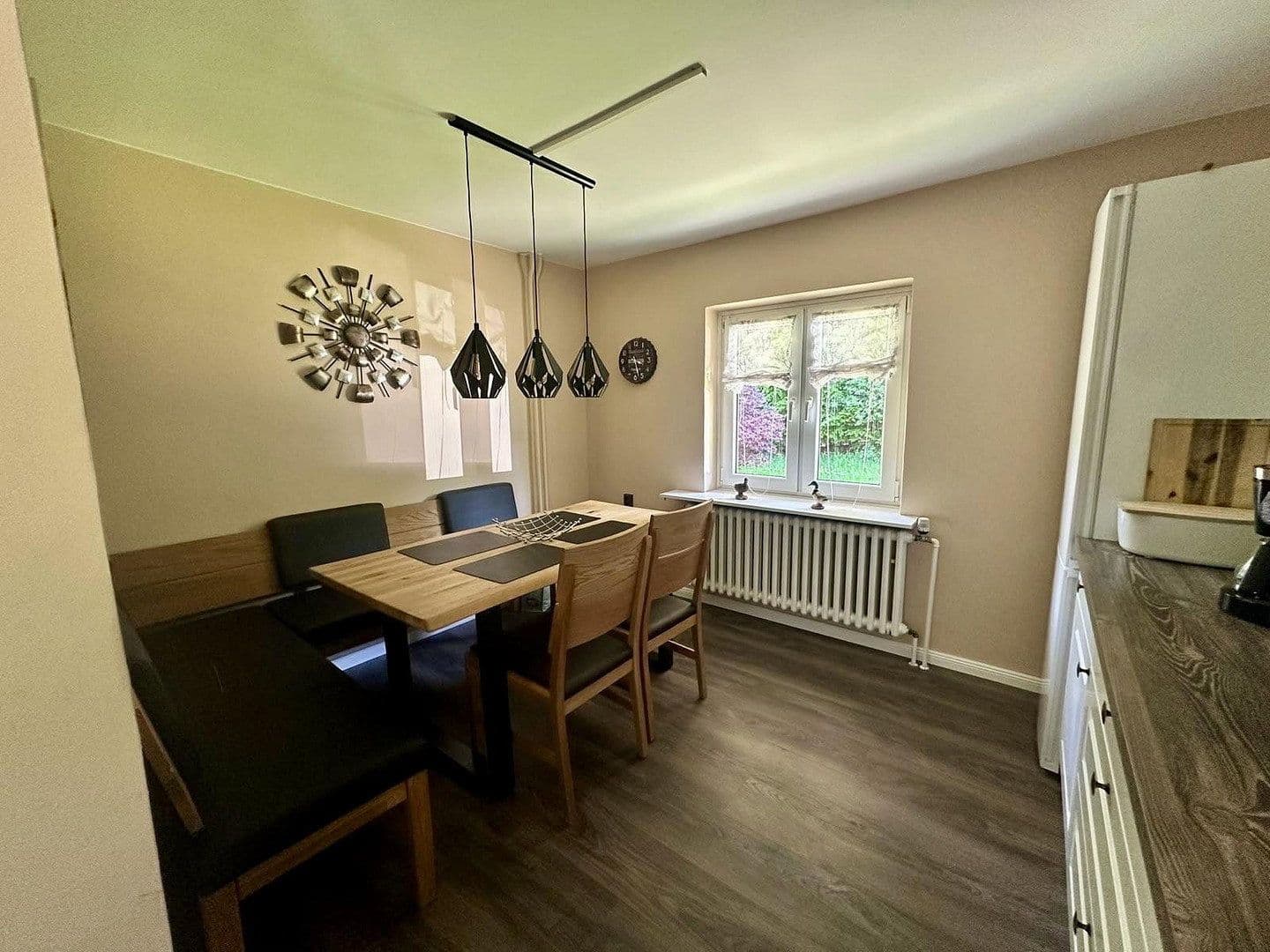 Prodej domu 169 m², pozemek 4.300 m², Vohrbek 2, Giekau, Šlesvicko-Holštýnsko Prodej domu 169 m², pozemek 4.300 m², Vohrbek 2, Giekau, Šlesvicko-Holštýnsko