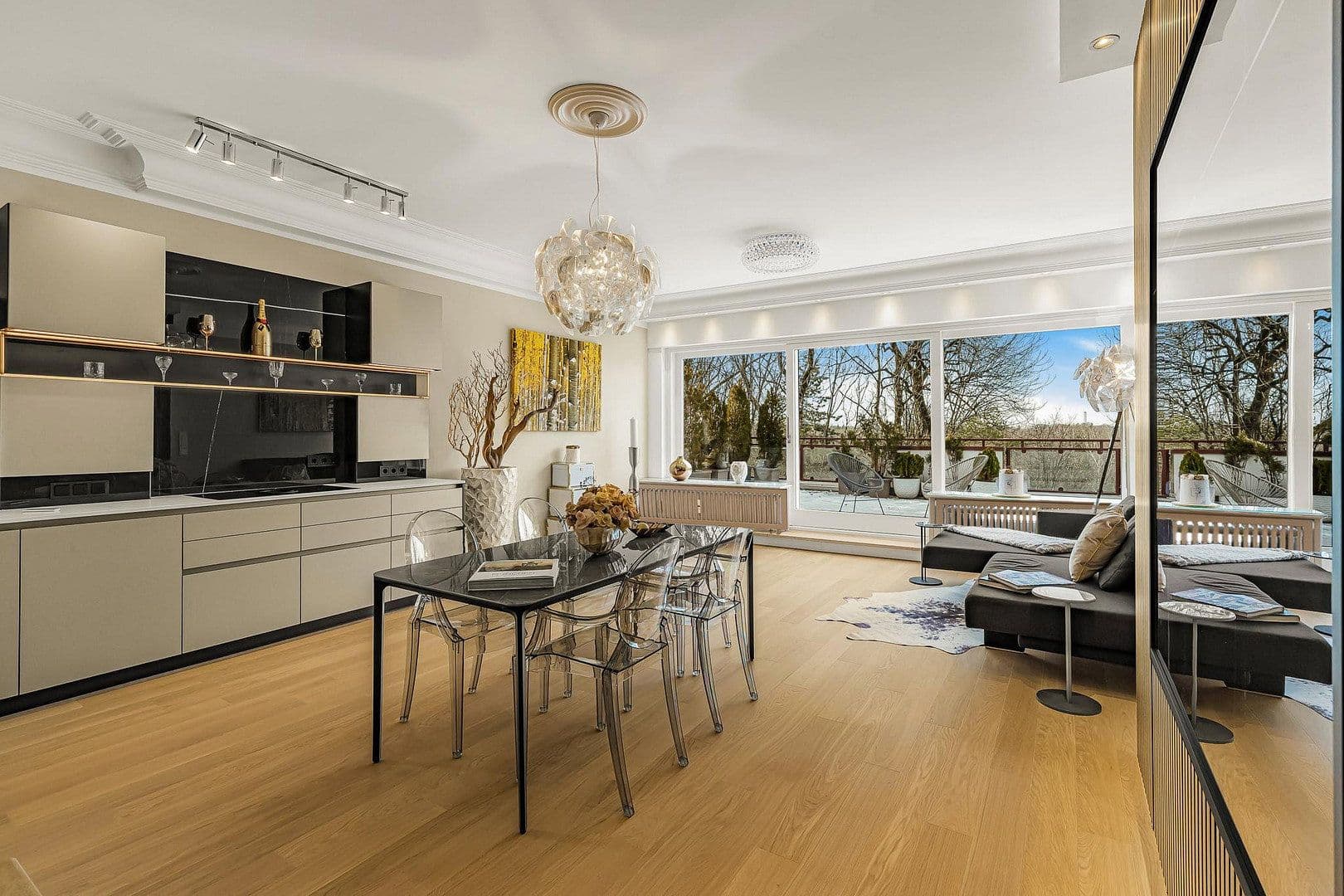 Pronájem bytu 4+1 162 m², München, Bavorsko Pronájem bytu 4+1 162 m², München, Bavorsko