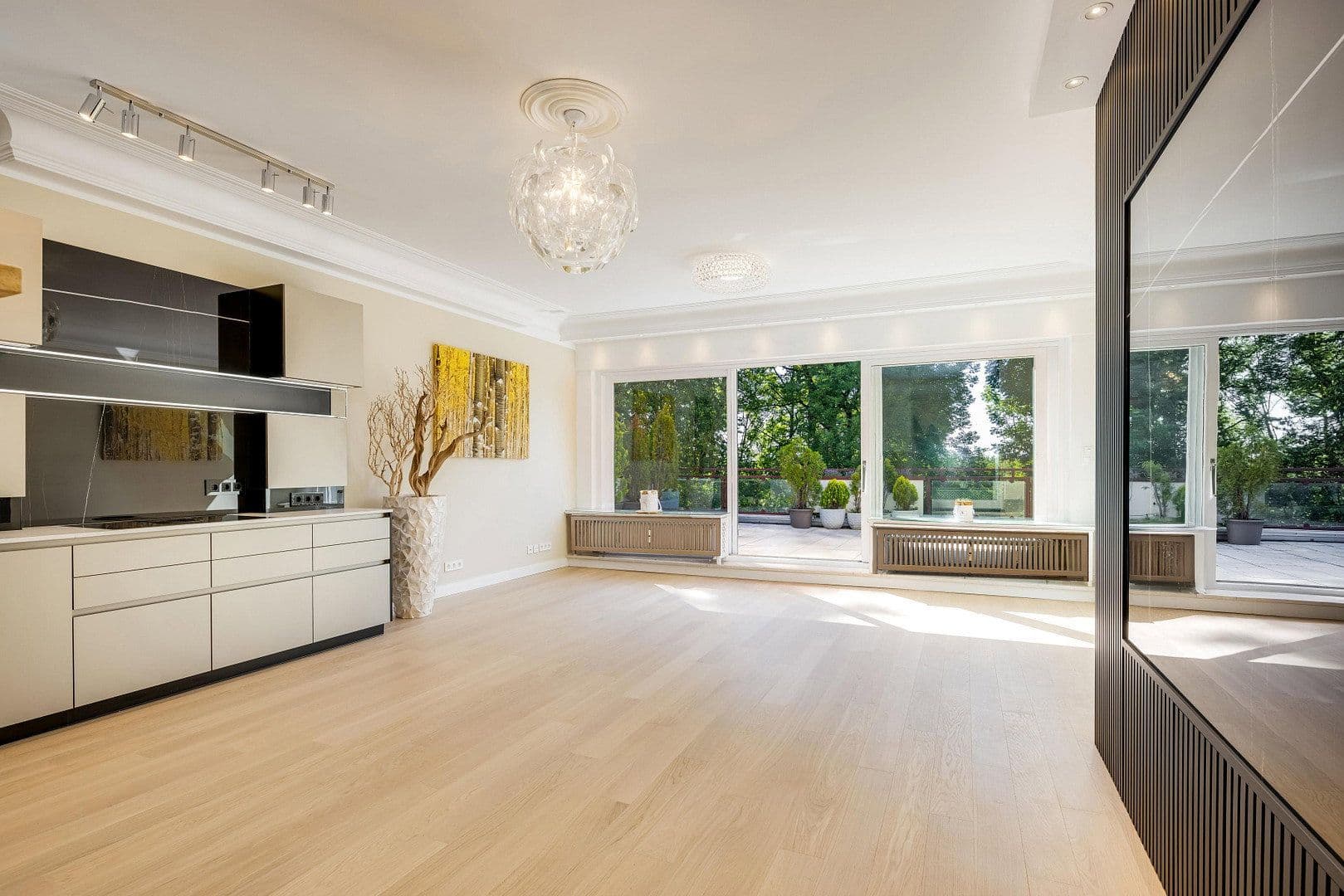 Pronájem bytu 4+1 162 m², München, Bavorsko Pronájem bytu 4+1 162 m², München, Bavorsko