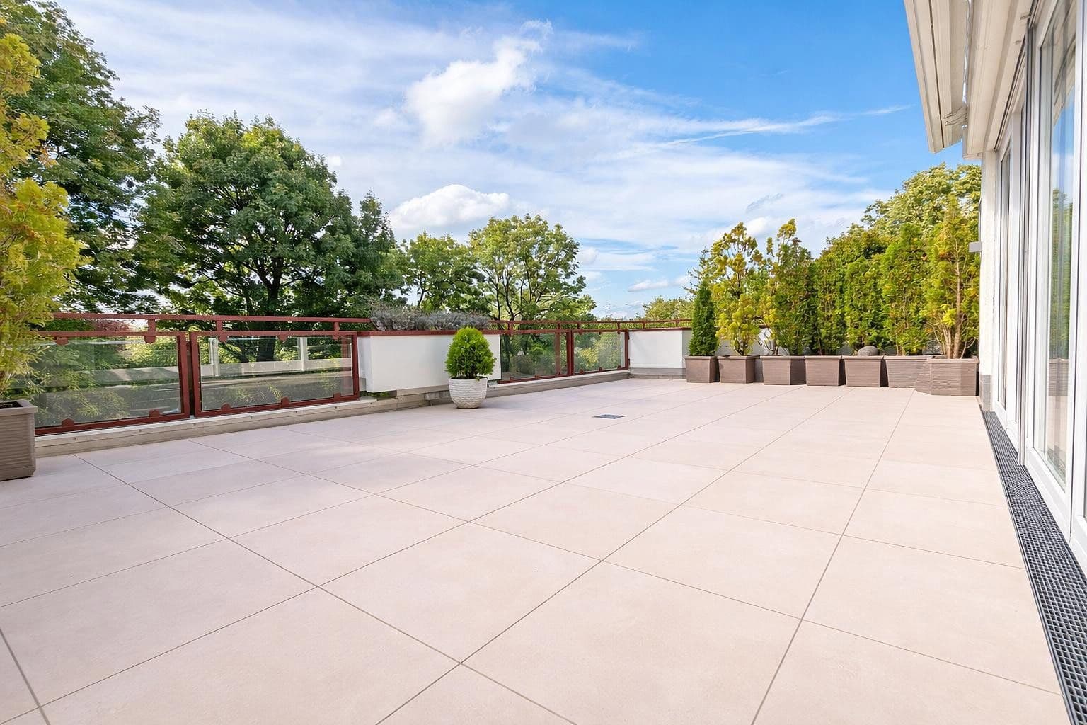 Pronájem bytu 4+1 162 m², München, Bavorsko Pronájem bytu 4+1 162 m², München, Bavorsko