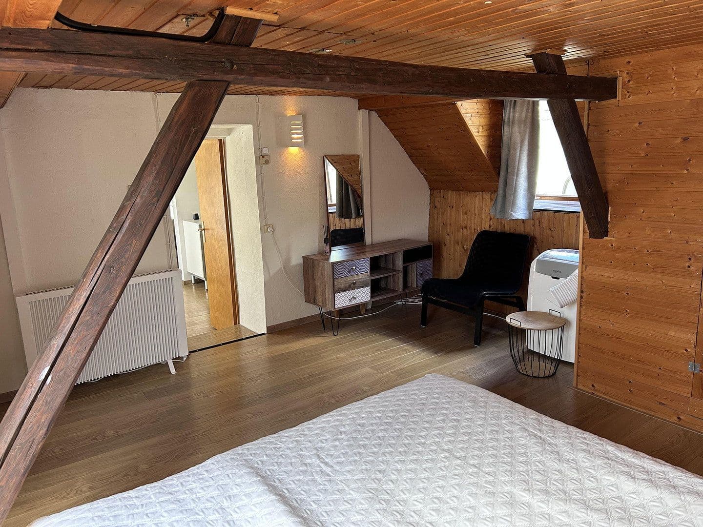 Prodej bytu 6+1 133 m², Zellerstrasse 70, Senheim, Porýní-Falc Prodej bytu 6+1 133 m², Zellerstrasse 70, Senheim, Porýní-Falc