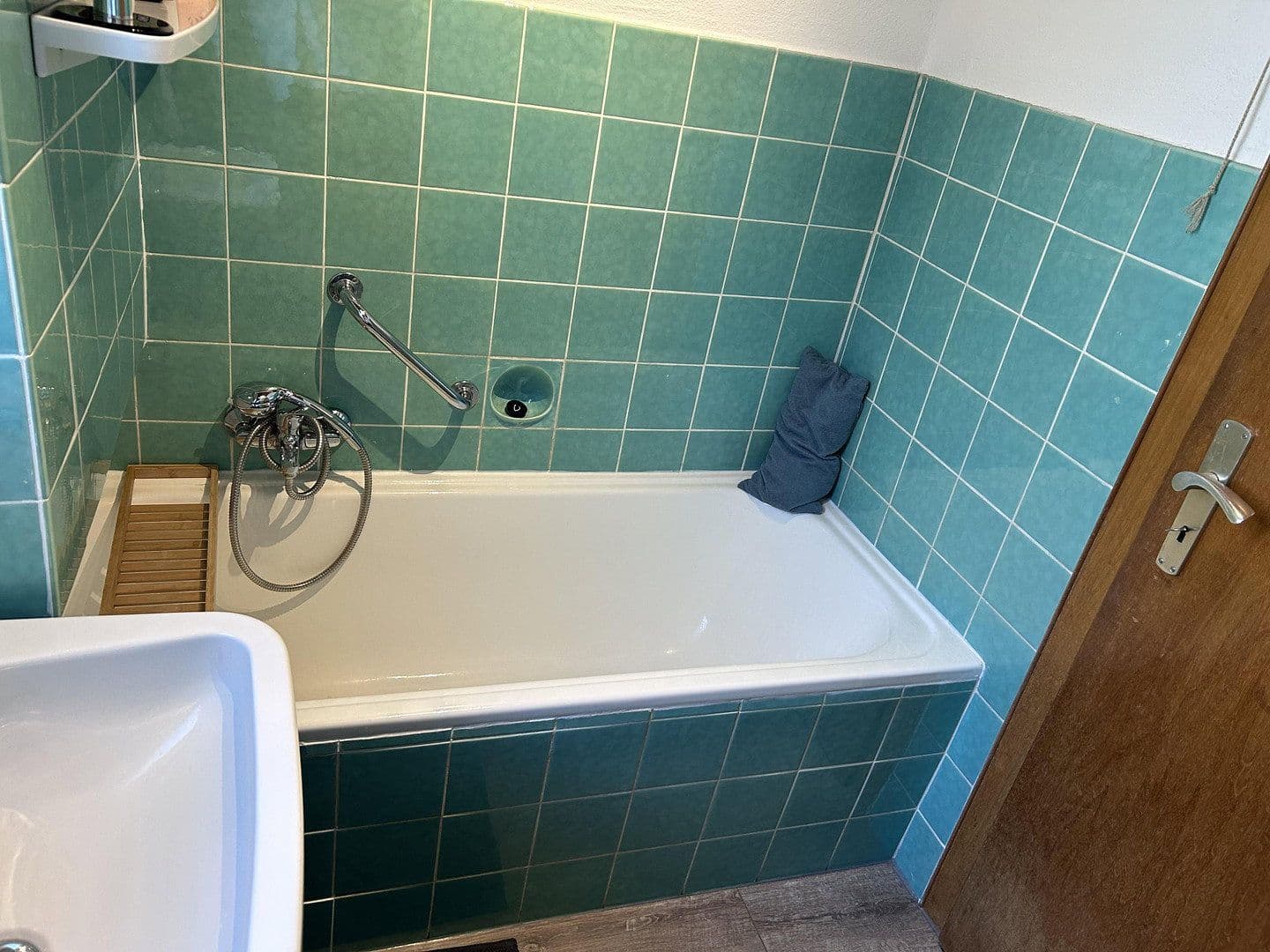 Prodej bytu 6+1 133 m², Zellerstrasse 70, Senheim, Porýní-Falc Prodej bytu 6+1 133 m², Zellerstrasse 70, Senheim, Porýní-Falc