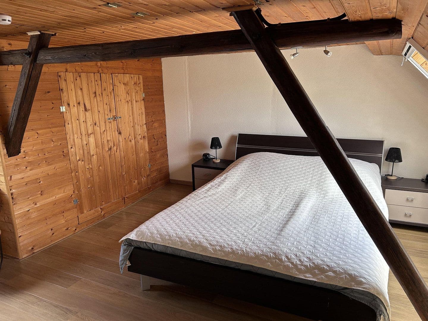 Prodej bytu 6+1 133 m², Zellerstrasse 70, Senheim, Porýní-Falc Prodej bytu 6+1 133 m², Zellerstrasse 70, Senheim, Porýní-Falc