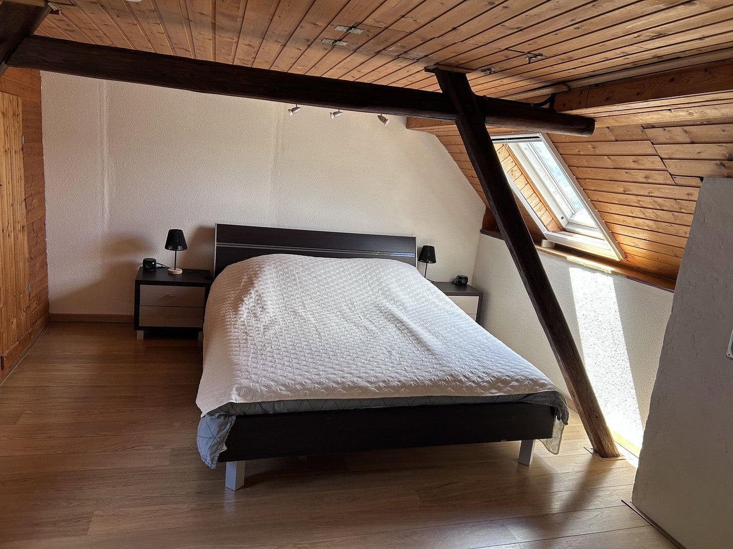 Prodej bytu 6+1 133 m², Zellerstrasse 70, Senheim, Porýní-Falc Prodej bytu 6+1 133 m², Zellerstrasse 70, Senheim, Porýní-Falc
