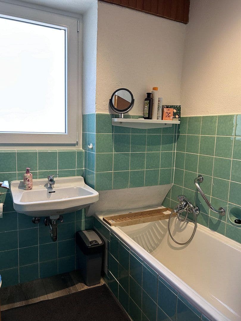 Prodej bytu 6+1 133 m², Zellerstrasse 70, Senheim, Porýní-Falc Prodej bytu 6+1 133 m², Zellerstrasse 70, Senheim, Porýní-Falc