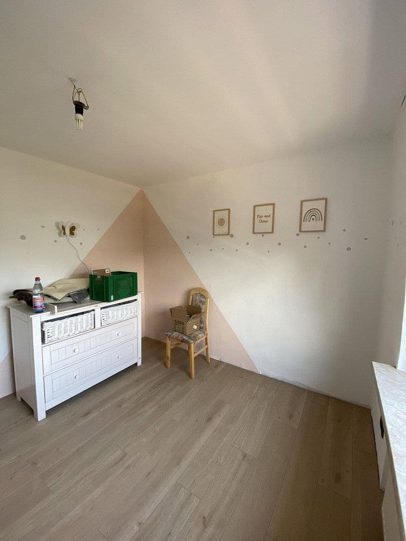 Pronájem domu 173 m², pozemek 709 m², Lichtenstein/Sachsen, Sasko Pronájem domu 173 m², pozemek 709 m², Lichtenstein/Sachsen, Sasko