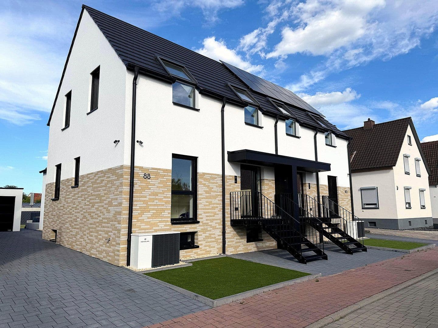 Prodej domu 154 m², pozemek 542 m², Haßloch, Porýní-Falc Prodej domu 154 m², pozemek 542 m², Haßloch, Porýní-Falc