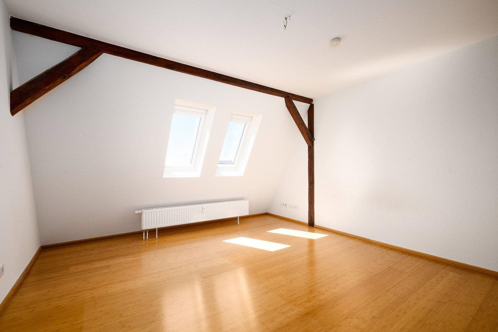 Prodej bytu 3+kk 127 m², Adolfplatz 14, Kiel, Šlesvicko-Holštýnsko Prodej bytu 3+kk 127 m², Adolfplatz 14, Kiel, Šlesvicko-Holštýnsko
