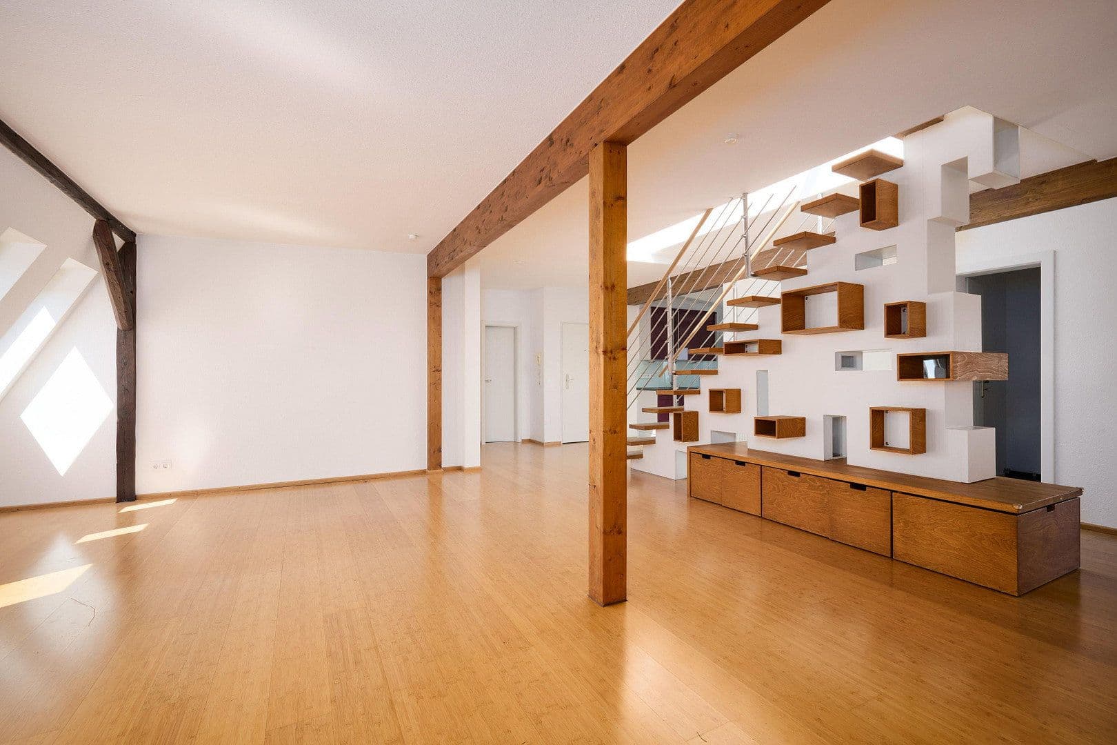 Prodej bytu 3+kk 127 m², Adolfplatz 14, Kiel, Šlesvicko-Holštýnsko Prodej bytu 3+kk 127 m², Adolfplatz 14, Kiel, Šlesvicko-Holštýnsko