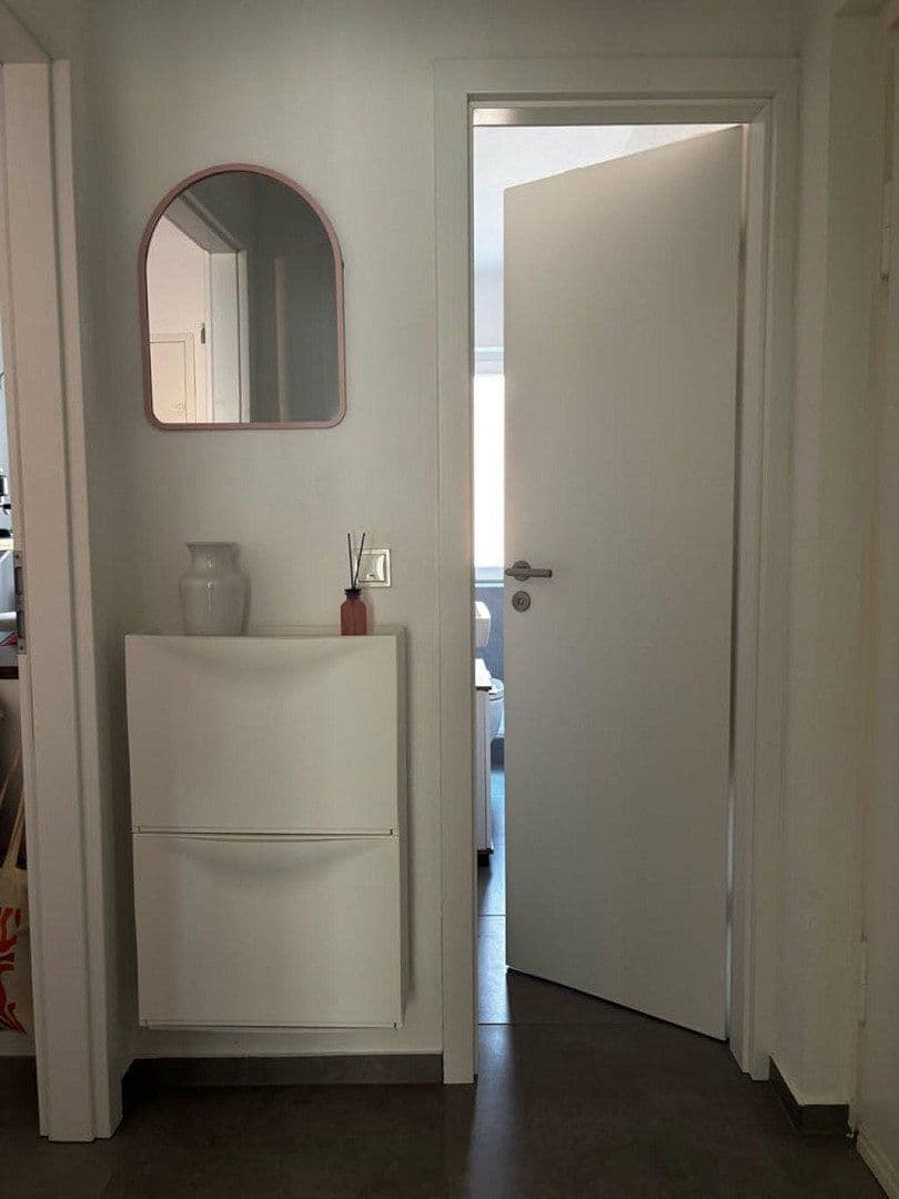 Pronájem bytu 1+1 35 m², Behnsenstraße 20, Hannover, Dolní Sasko Pronájem bytu 1+1 35 m², Behnsenstraße 20, Hannover, Dolní Sasko