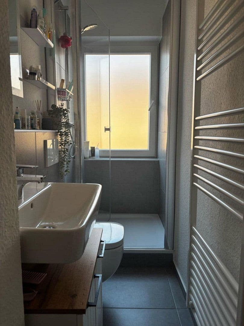 Pronájem bytu 1+1 35 m², Behnsenstraße 20, Hannover, Dolní Sasko Pronájem bytu 1+1 35 m², Behnsenstraße 20, Hannover, Dolní Sasko
