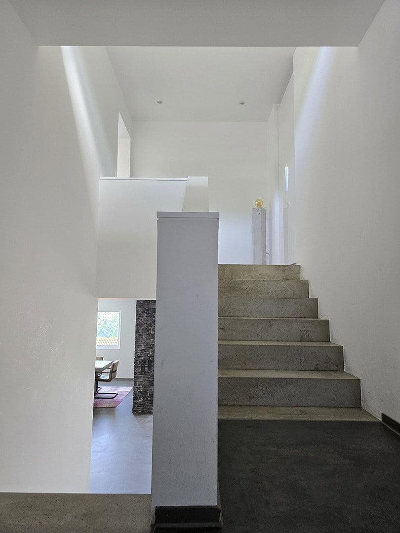 Prodej domu 170 m², pozemek 468 m², Niefern-Öschelbronn, Bádensko-Württembersko Prodej domu 170 m², pozemek 468 m², Niefern-Öschelbronn, Bádensko-Württembersko