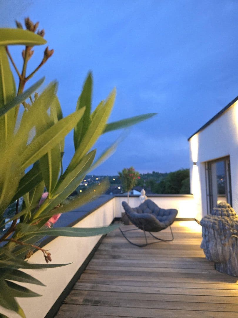 Prodej domu 170 m², pozemek 468 m², Niefern-Öschelbronn, Bádensko-Württembersko Prodej domu 170 m², pozemek 468 m², Niefern-Öschelbronn, Bádensko-Württembersko