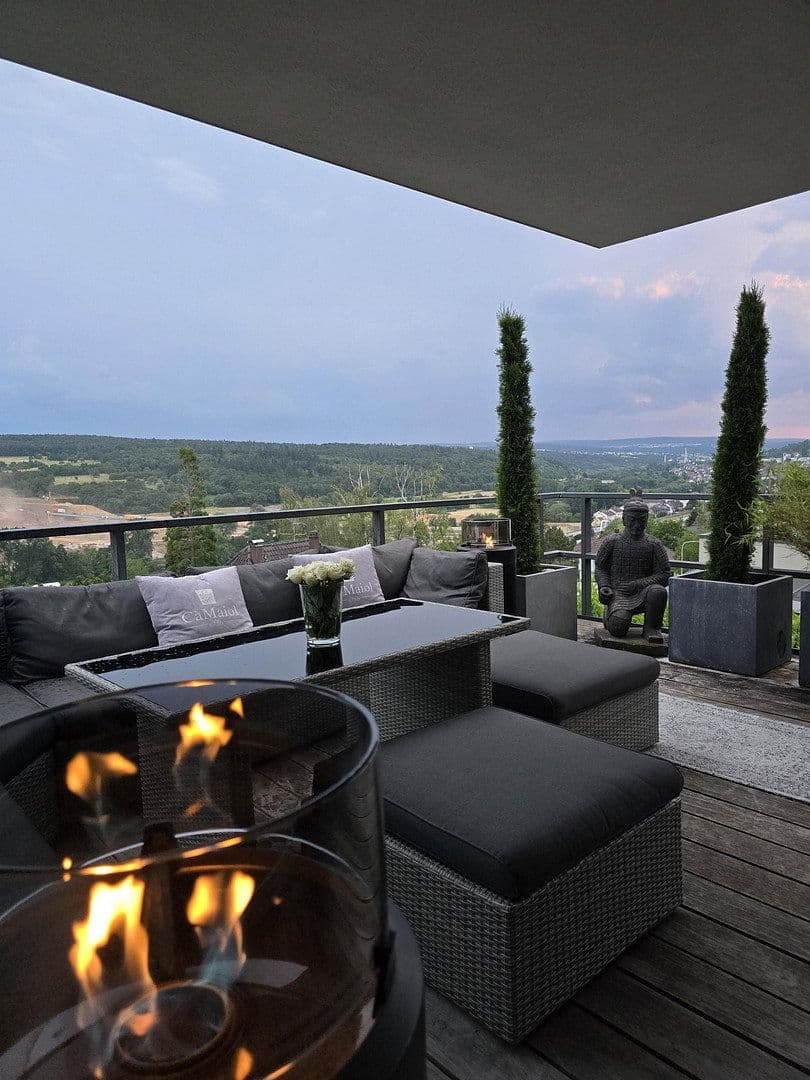 Prodej domu 170 m², pozemek 468 m², Niefern-Öschelbronn, Bádensko-Württembersko Prodej domu 170 m², pozemek 468 m², Niefern-Öschelbronn, Bádensko-Württembersko
