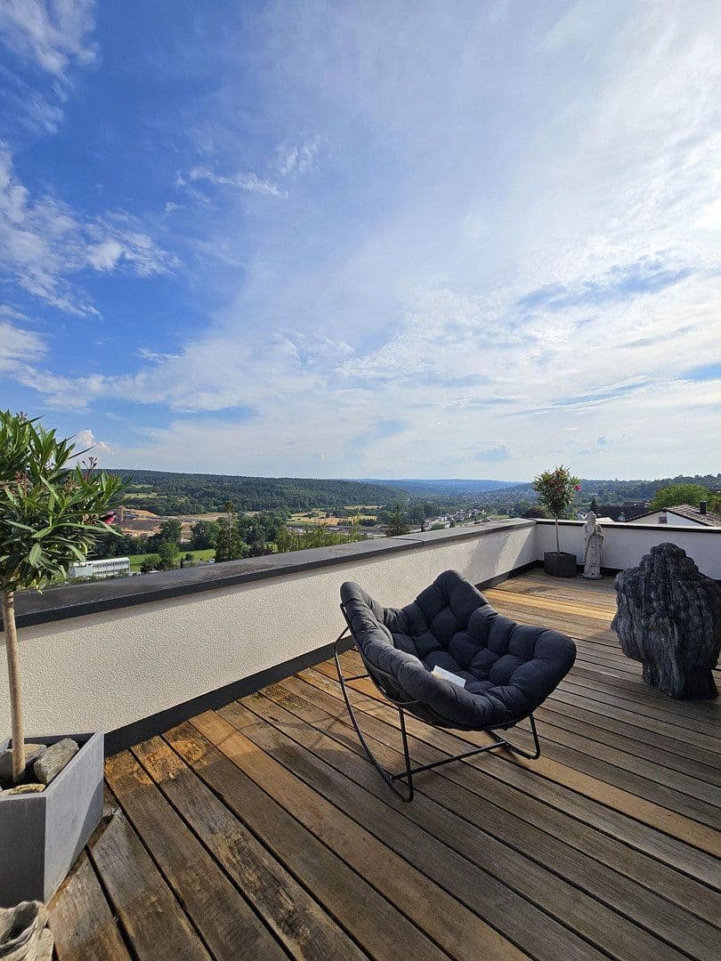 Prodej domu 170 m², pozemek 468 m², Niefern-Öschelbronn, Bádensko-Württembersko Prodej domu 170 m², pozemek 468 m², Niefern-Öschelbronn, Bádensko-Württembersko