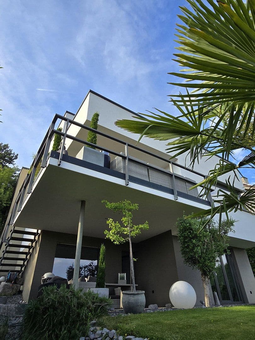 Prodej domu 170 m², pozemek 468 m², Niefern-Öschelbronn, Bádensko-Württembersko Prodej domu 170 m², pozemek 468 m², Niefern-Öschelbronn, Bádensko-Württembersko