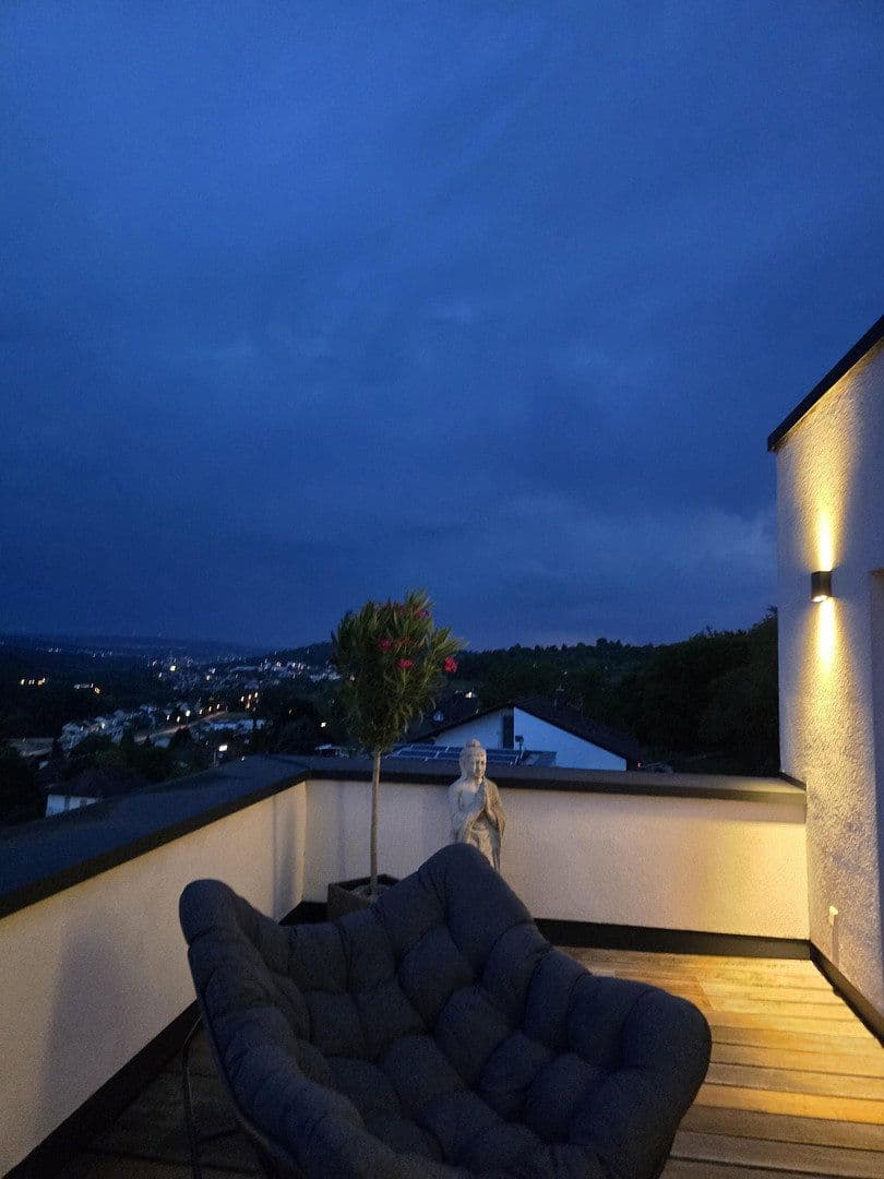 Prodej domu 170 m², pozemek 468 m², Niefern-Öschelbronn, Bádensko-Württembersko Prodej domu 170 m², pozemek 468 m², Niefern-Öschelbronn, Bádensko-Württembersko