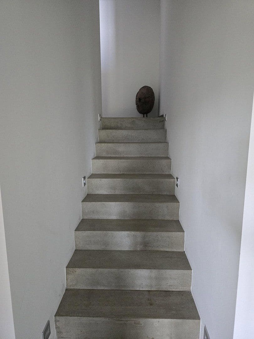 Prodej domu 170 m², pozemek 468 m², Niefern-Öschelbronn, Bádensko-Württembersko Prodej domu 170 m², pozemek 468 m², Niefern-Öschelbronn, Bádensko-Württembersko
