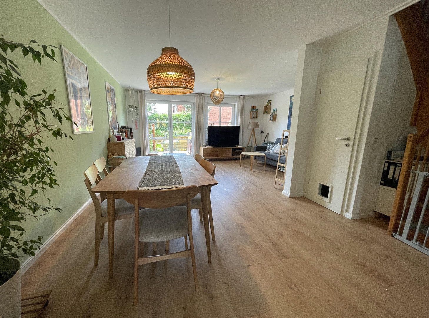 Prodej domu 120 m², pozemek 154 m², Schulzendorf, Braniborsko Prodej domu 120 m², pozemek 154 m², Schulzendorf, Braniborsko