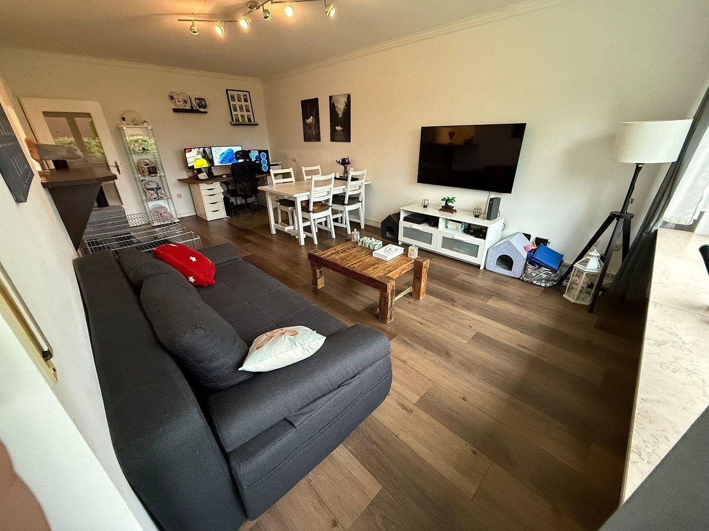 Pronájem bytu 2+1 68 m², Großer Kamp 26, Bielefeld, Severní Porýní-Vestfálsko Pronájem bytu 2+1 68 m², Großer Kamp 26, Bielefeld, Severní Porýní-Vestfálsko