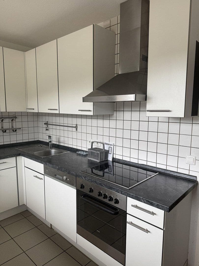 Pronájem bytu 3+1 84 m², Furtwangen im Schwarzwald, Bádensko-Württembersko Pronájem bytu 3+1 84 m², Furtwangen im Schwarzwald, Bádensko-Württembersko