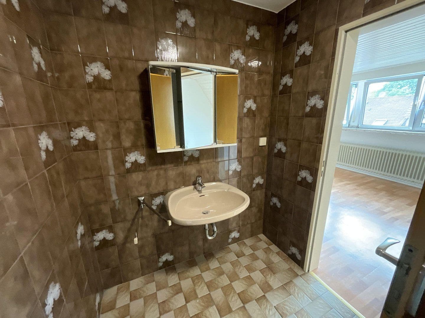 Pronájem bytu 3+1 85 m², Köln, Severní Porýní-Vestfálsko Pronájem bytu 3+1 85 m², Köln, Severní Porýní-Vestfálsko