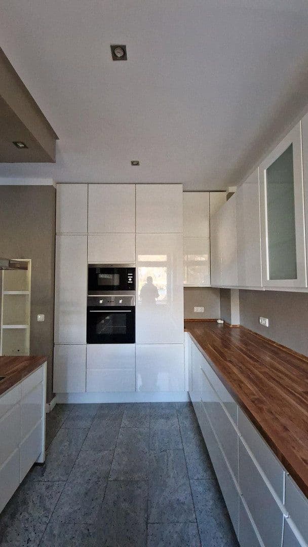 Prodej bytu 6+1 163 m², Radevormwald, Severní Porýní-Vestfálsko Prodej bytu 6+1 163 m², Radevormwald, Severní Porýní-Vestfálsko