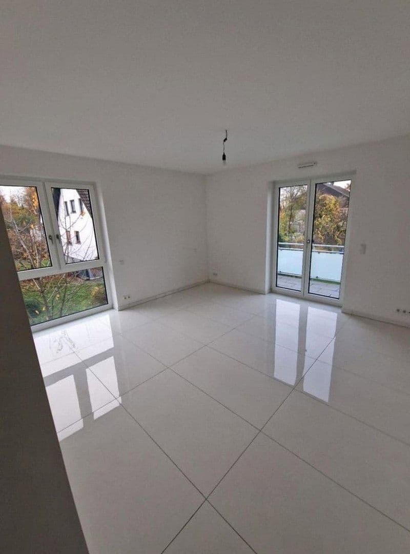 Pronájem domu 135 m², pozemek 350 m², Bergisch Gladbach, Severní Porýní-Vestfálsko Pronájem domu 135 m², pozemek 350 m², Bergisch Gladbach, Severní Porýní-Vestfálsko