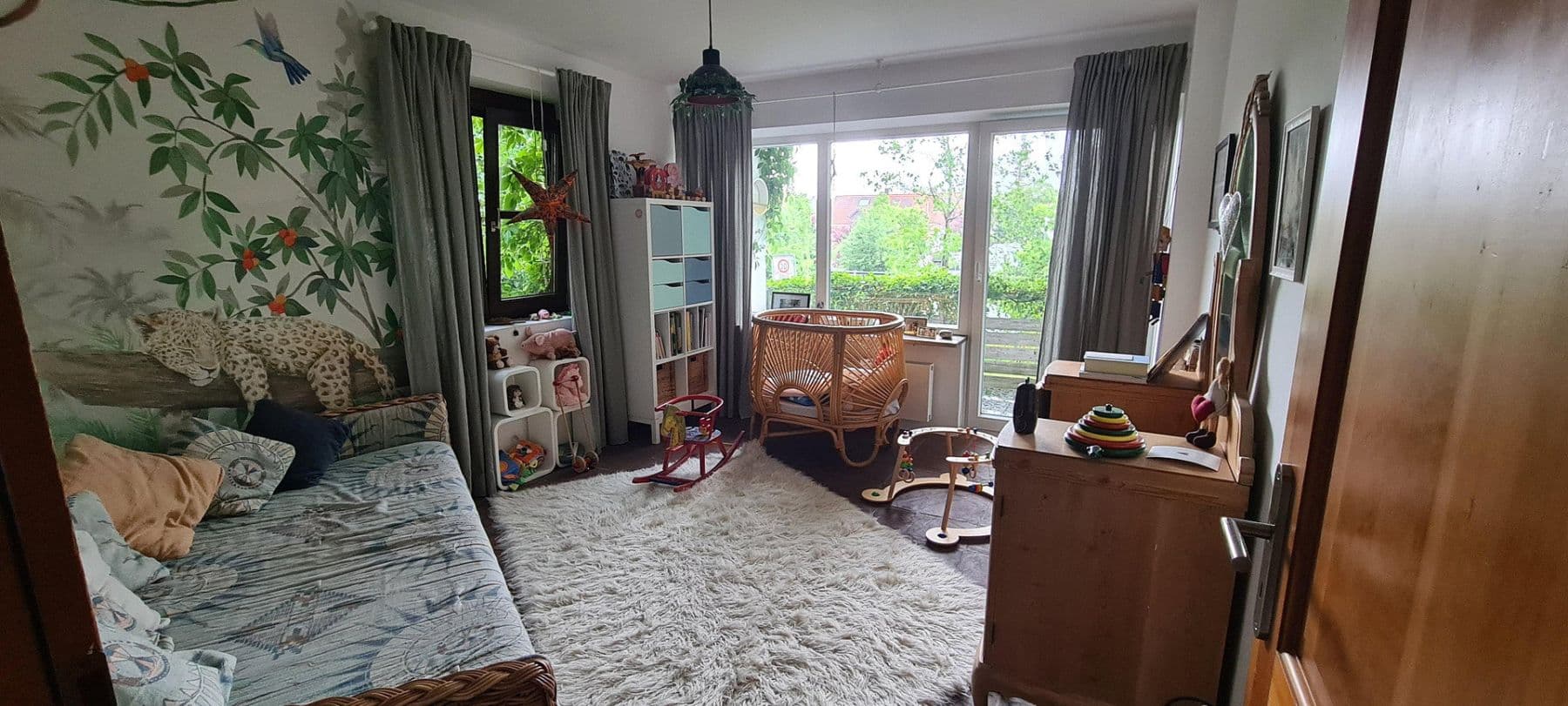 Prodej domu 240 m², pozemek 1.045 m², Neuried, Bavorsko Prodej domu 240 m², pozemek 1.045 m², Neuried, Bavorsko