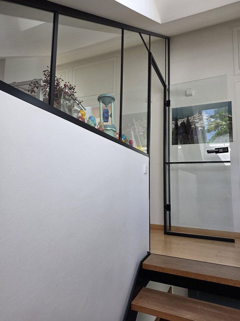 Prodej domu 240 m², pozemek 1.045 m², Neuried, Bavorsko Prodej domu 240 m², pozemek 1.045 m², Neuried, Bavorsko