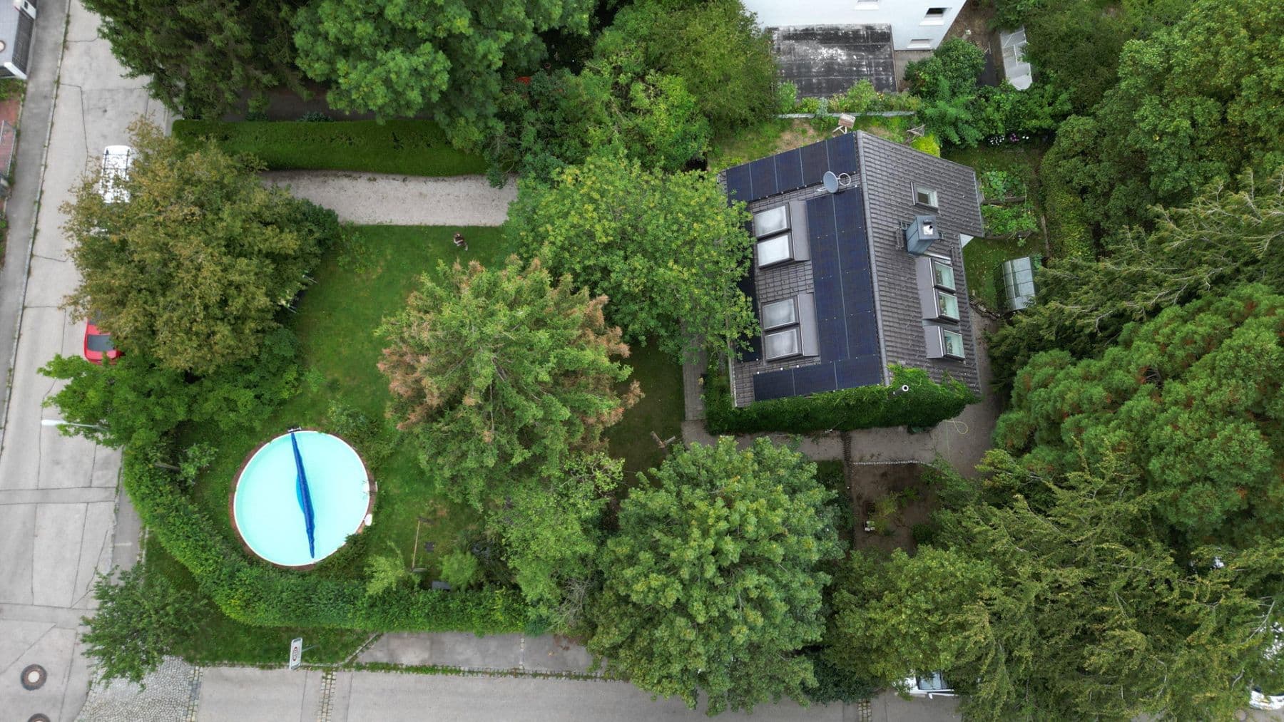 Prodej domu 240 m², pozemek 1.045 m², Neuried, Bavorsko Prodej domu 240 m², pozemek 1.045 m², Neuried, Bavorsko
