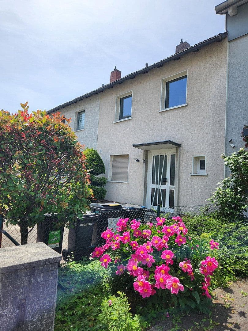 Pronájem domu 85 m², pozemek 254 m², Wiesbaden, Hessen Pronájem domu 85 m², pozemek 254 m², Wiesbaden, Hessen