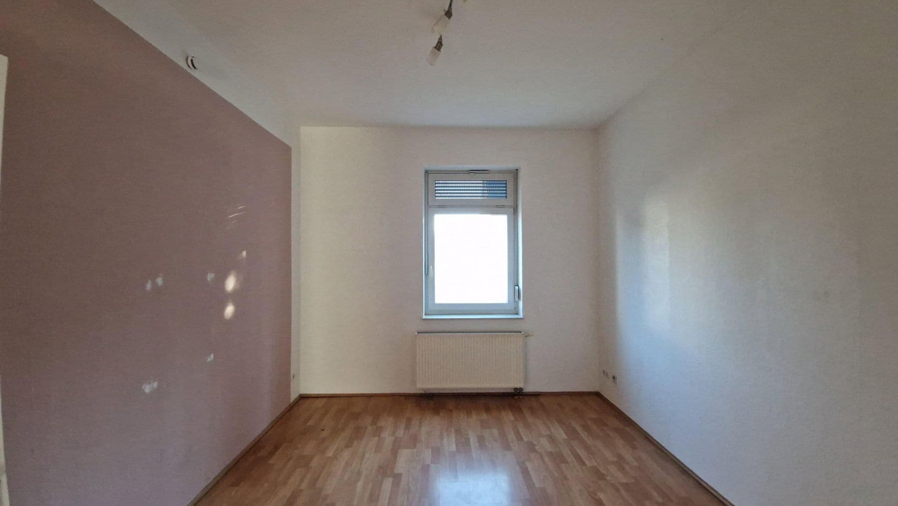 Prodej bytu 3+kk 97 m², Radevormwald, Severní Porýní-Vestfálsko Prodej bytu 3+kk 97 m², Radevormwald, Severní Porýní-Vestfálsko