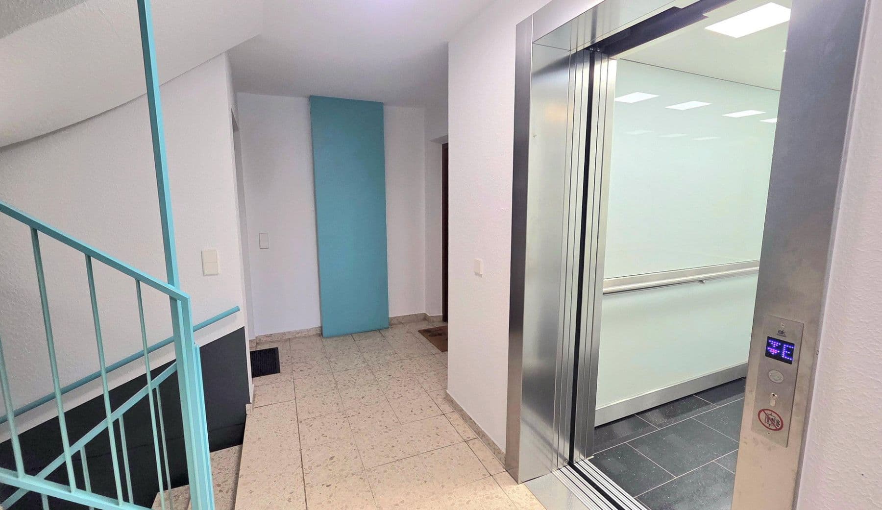 Prodej bytu 3+kk 80 m², Sindelfingen, Bádensko-Württembersko Prodej bytu 3+kk 80 m², Sindelfingen, Bádensko-Württembersko