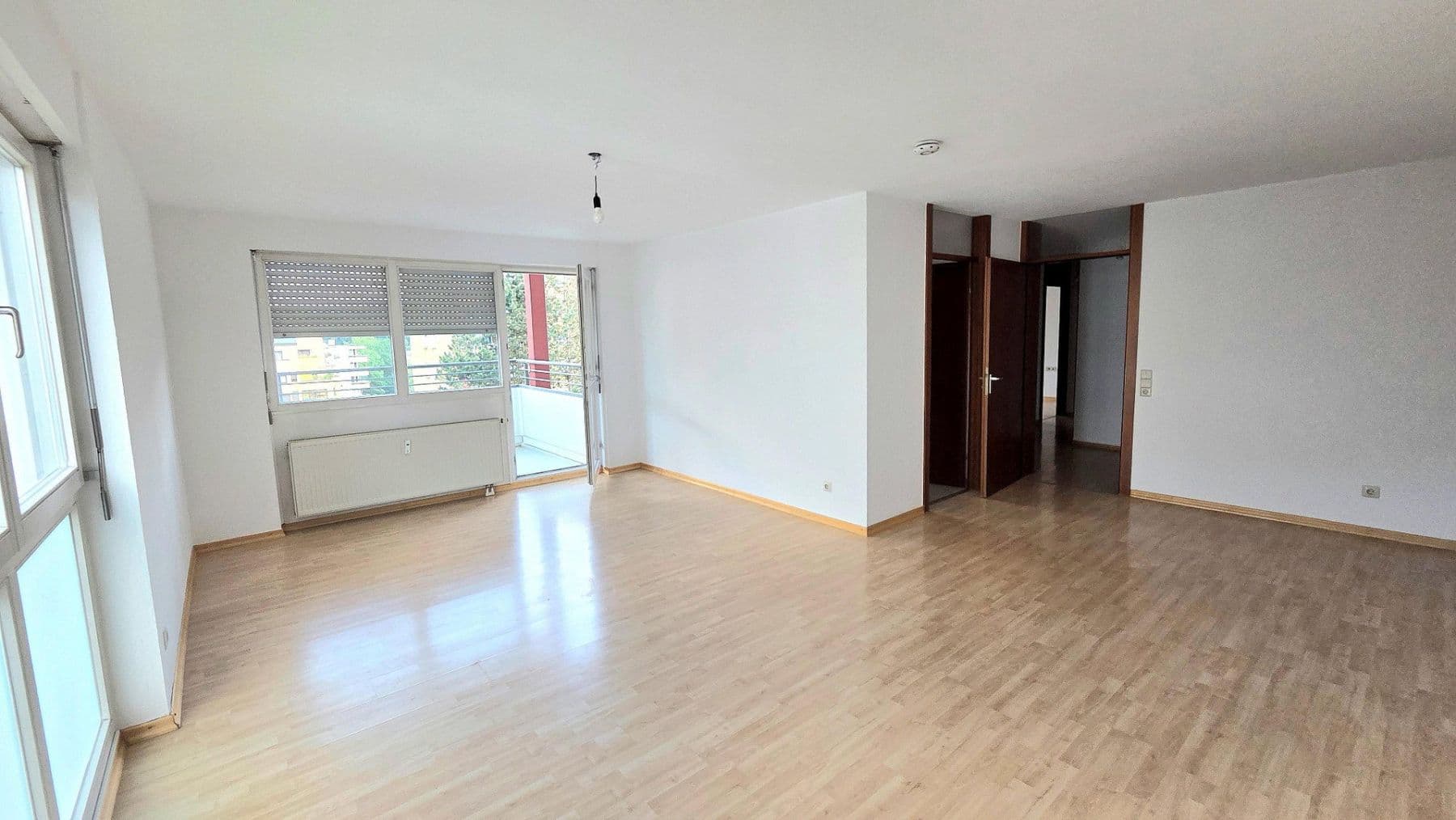 Prodej bytu 3+kk 80 m², Sindelfingen, Bádensko-Württembersko Prodej bytu 3+kk 80 m², Sindelfingen, Bádensko-Württembersko
