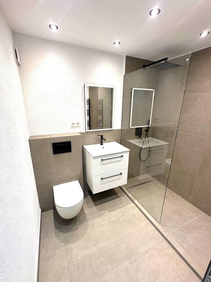 Prodej bytu 5+kk 124 m², Kastenackerweg 10, Esslingen am Neckar, Bádensko-Württembersko Prodej bytu 5+kk 124 m², Kastenackerweg 10, Esslingen am Neckar, Bádensko-Württembersko