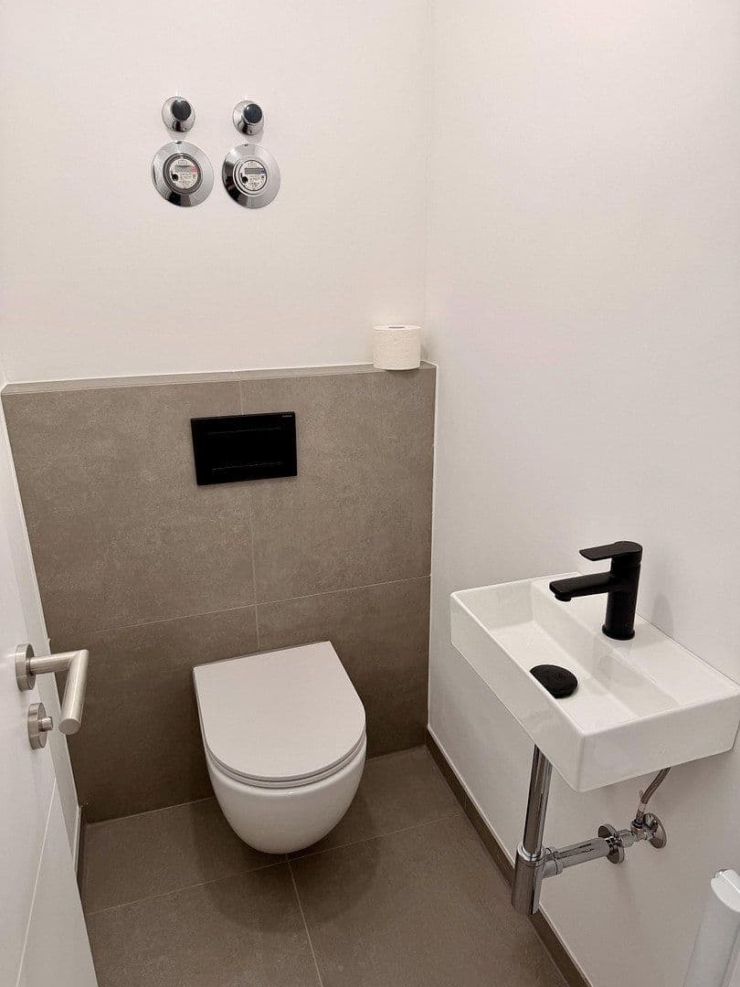 Prodej bytu 5+kk 124 m², Kastenackerweg 10, Esslingen am Neckar, Bádensko-Württembersko Prodej bytu 5+kk 124 m², Kastenackerweg 10, Esslingen am Neckar, Bádensko-Württembersko