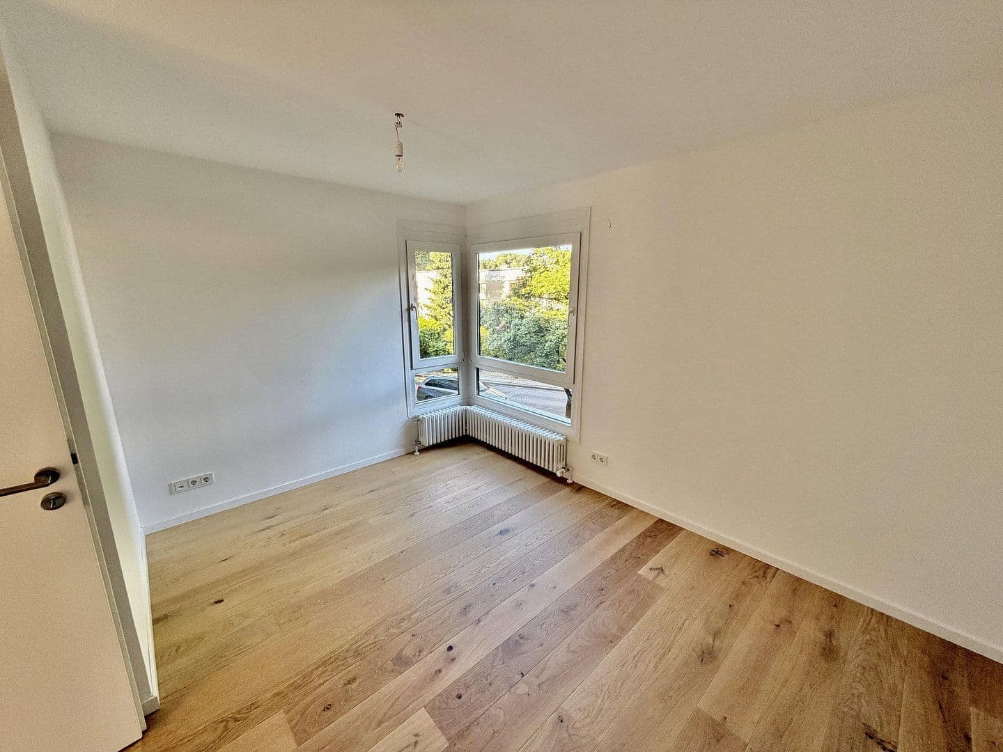 Prodej bytu 5+kk 124 m², Kastenackerweg 10, Esslingen am Neckar, Bádensko-Württembersko Prodej bytu 5+kk 124 m², Kastenackerweg 10, Esslingen am Neckar, Bádensko-Württembersko