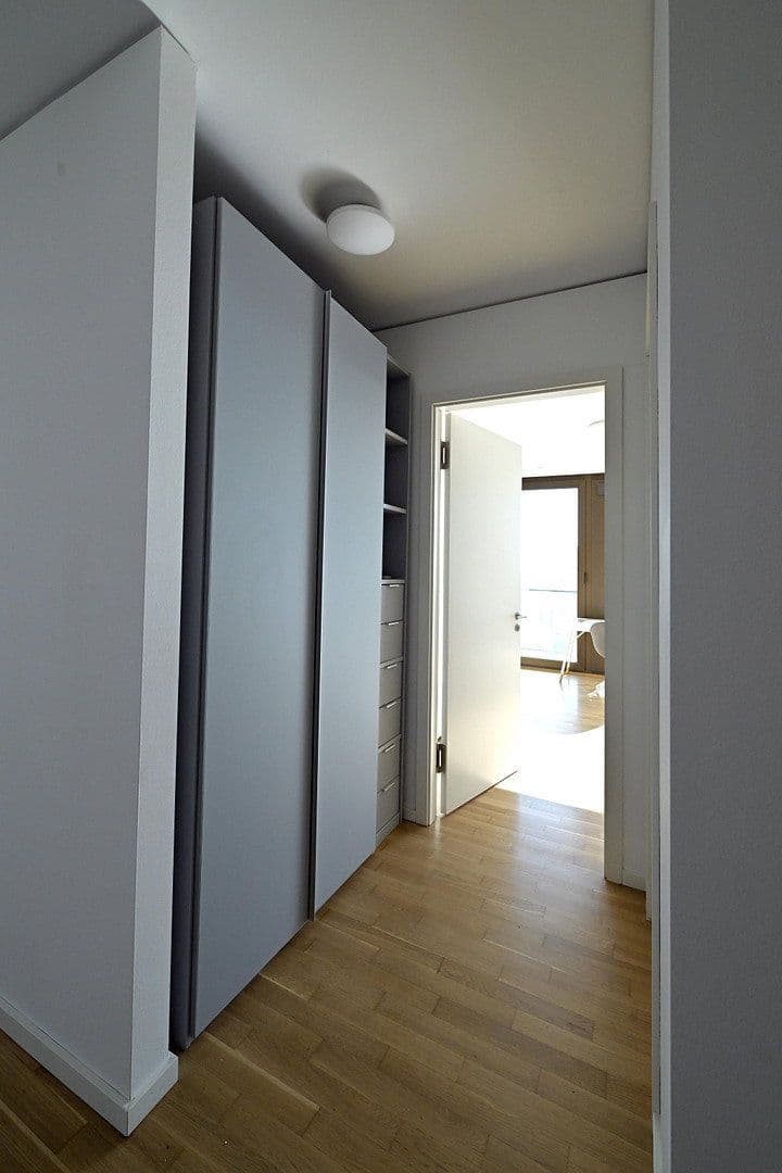Pronájem bytu 3+1 93 m², Voltairestrasse 11, Berlin Mitte, Berlín Pronájem bytu 3+1 93 m², Voltairestrasse 11, Berlin Mitte, Berlín